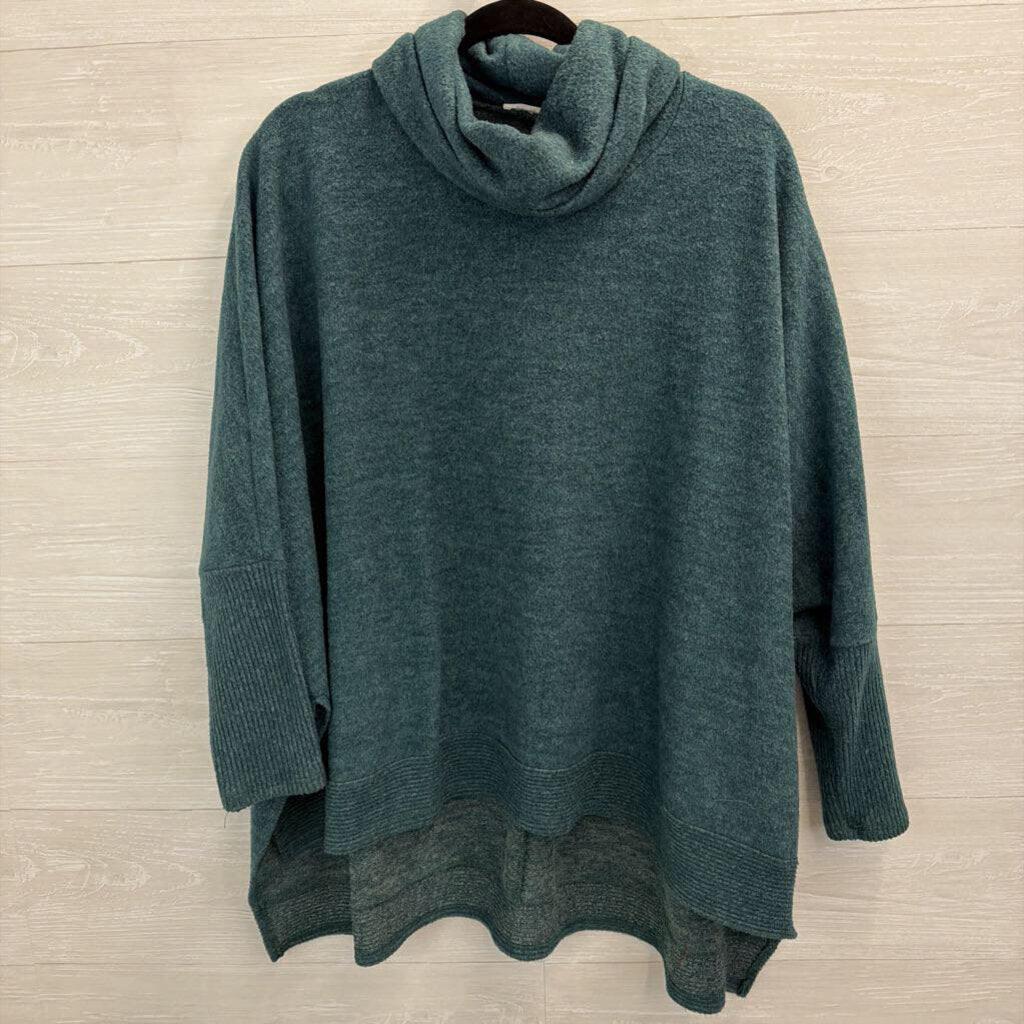 Cherish Green Long Sleeve Turtleneck Sweater Top Medium/ Large