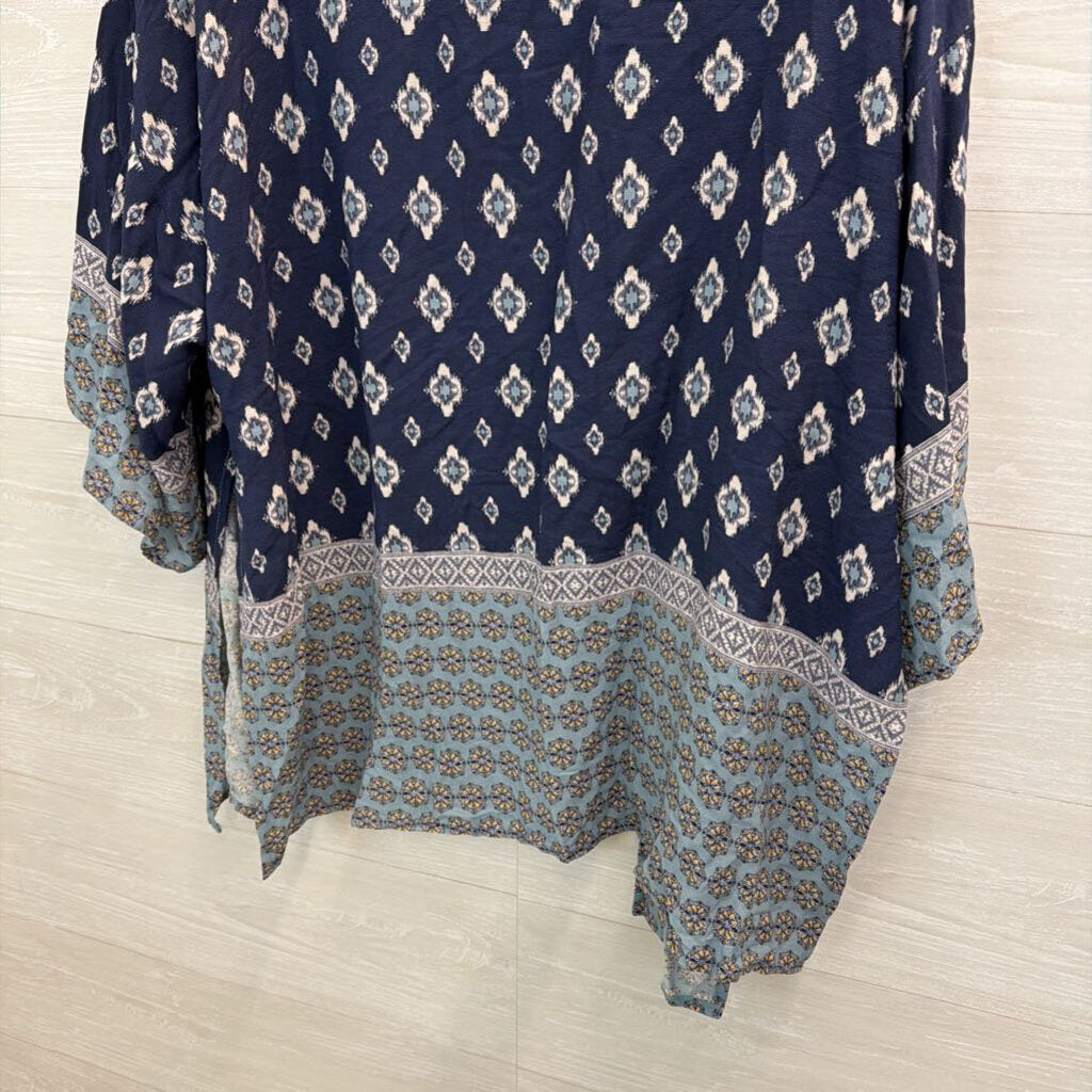 Knox Rose Blue Print Kimono Top Medium/ Large