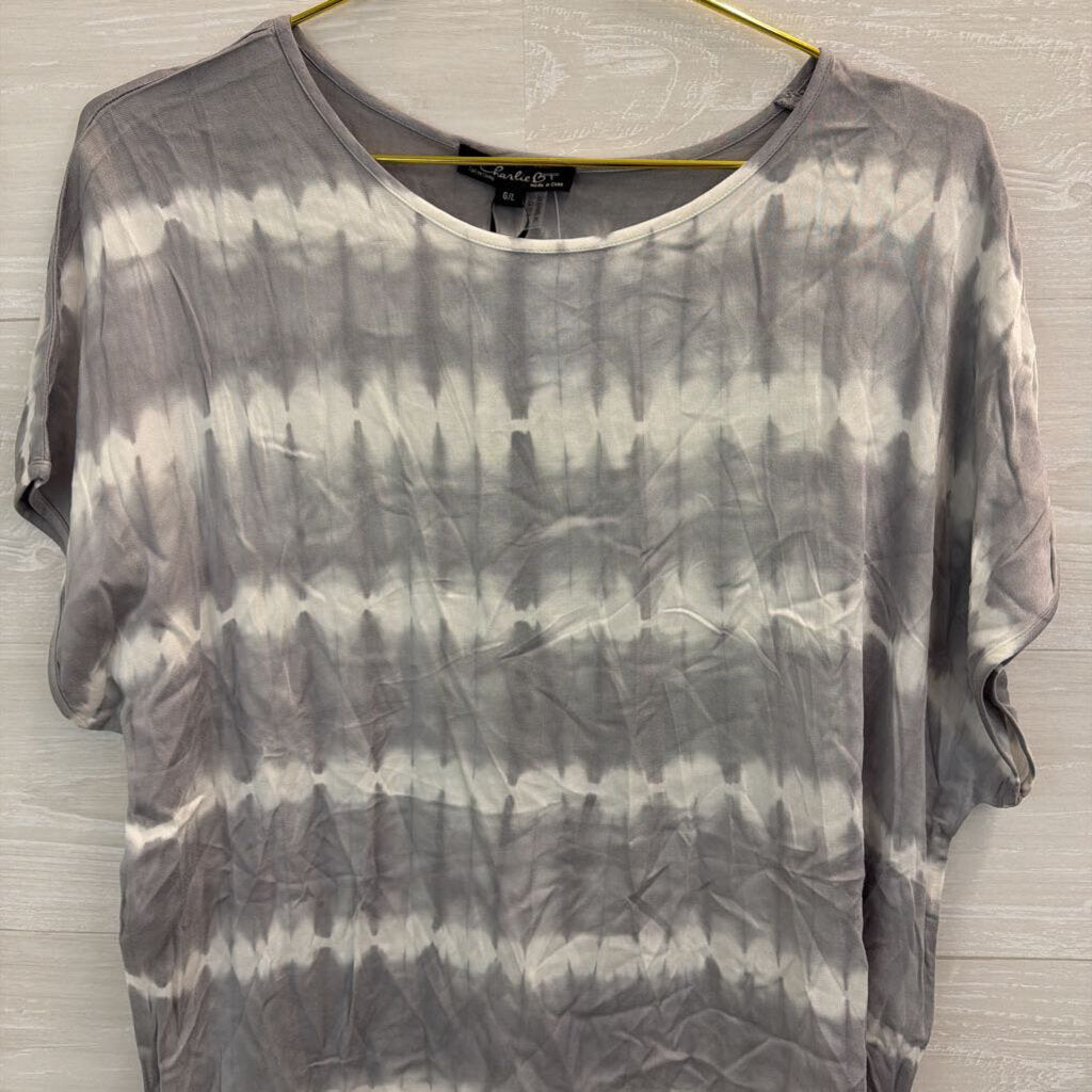 Charlie B Grey/ White Tie Dye Short Sleeve Top Large
