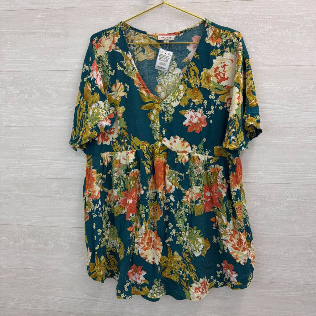 Andree Green/ Multi Print Short Sleeve Top 2X