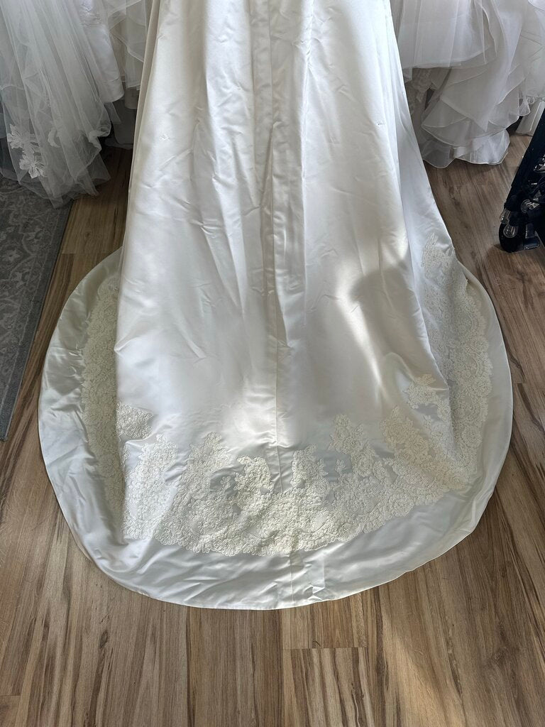Vintage Mon Cheri Satin and Lace Applique Wedding Dress 8