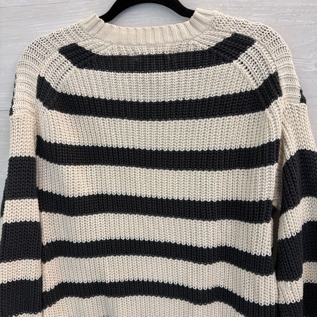 American Eagle Cream/ Black Striped Knit Sweater XXS