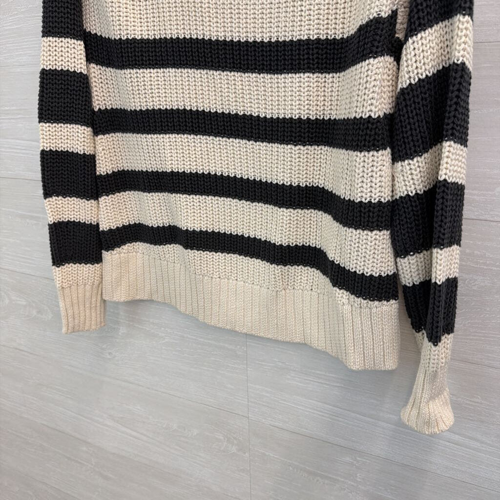 American Eagle Cream/ Black Striped Knit Sweater XXS