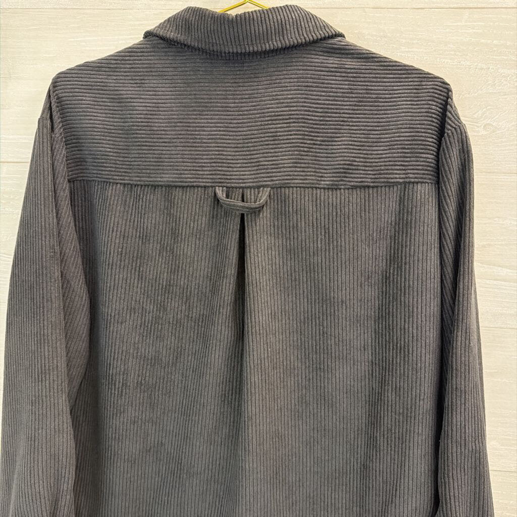 Ellen and Company Black Corduroy Cropped Button Down Top Large