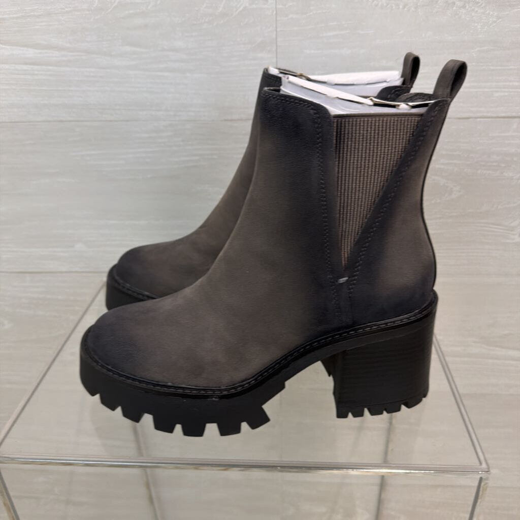 MIA Grey Rusty Platform Chelsea Boots 8.5