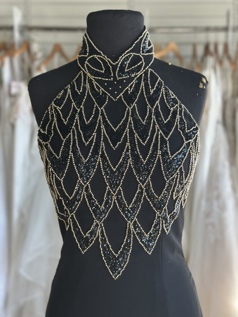 Vintage Oscar Collection Beaded Halter Neck Formal Dress 8