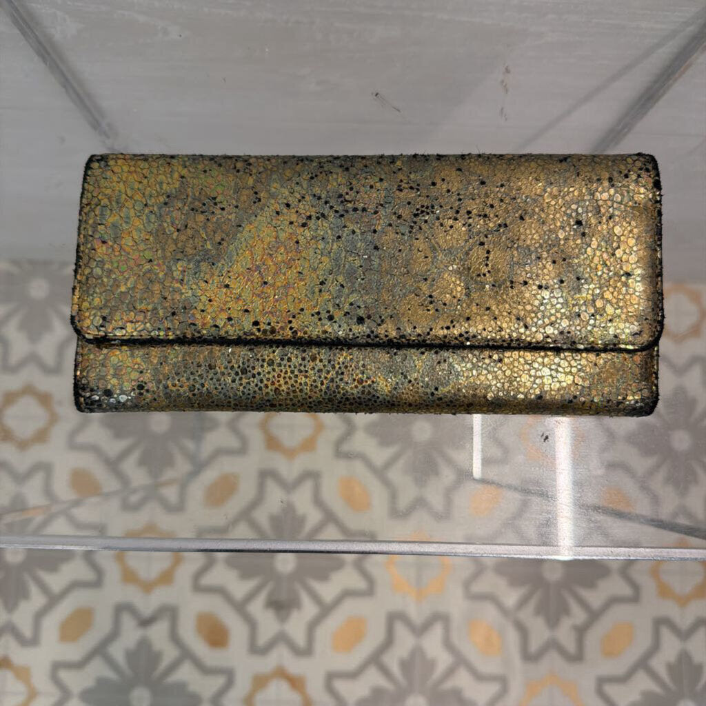 Hobo Sadie Stingray Wallet