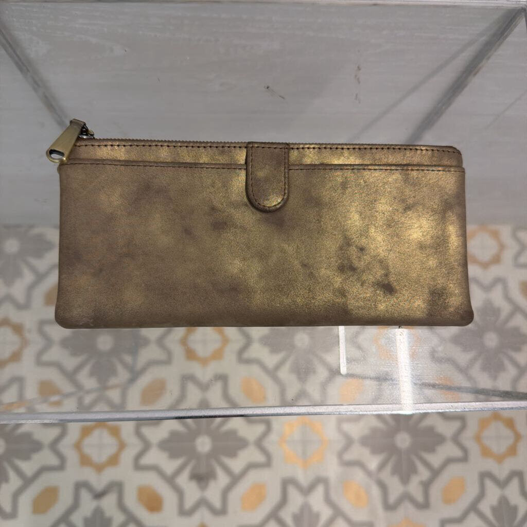 Hobo Taylor Leather Bifold Clutch