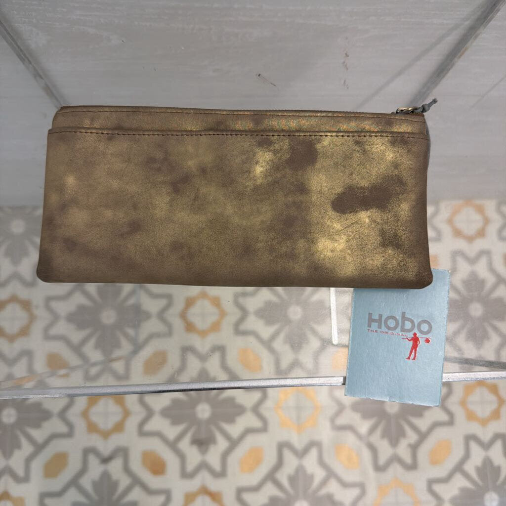 Hobo Taylor Leather Bifold Clutch