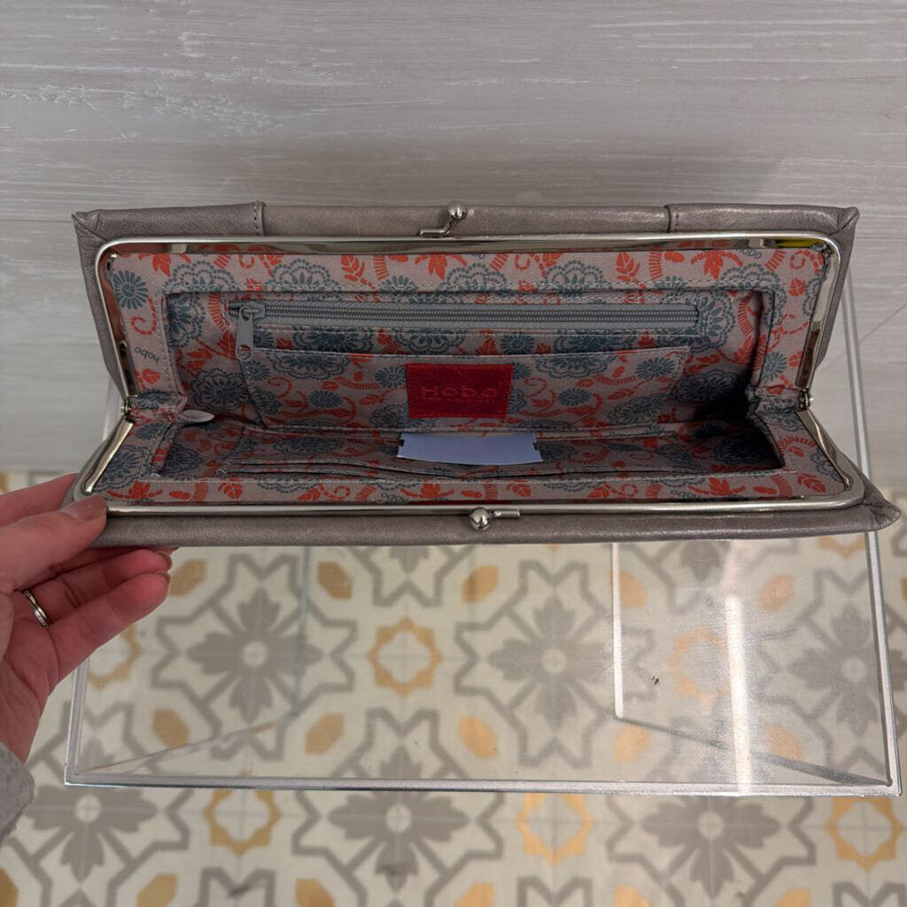 Hobo Leather Kiss Lock Clutch