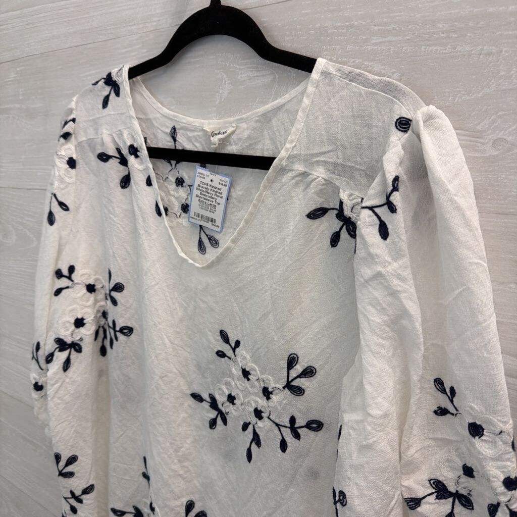 Kindred White/Navy Floral Embroidery Shortsleeve Top Extra Large