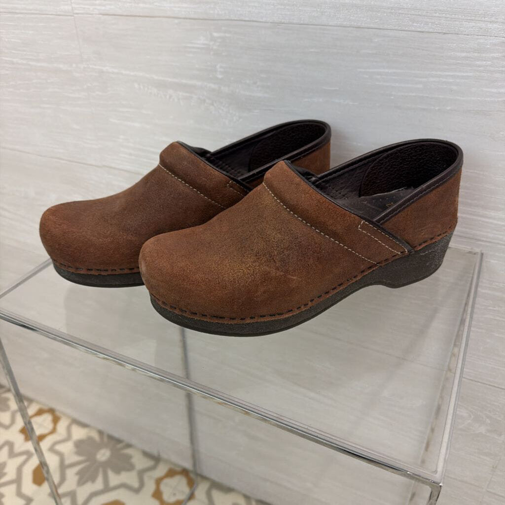 Dansko Brown Leather Clogs 39