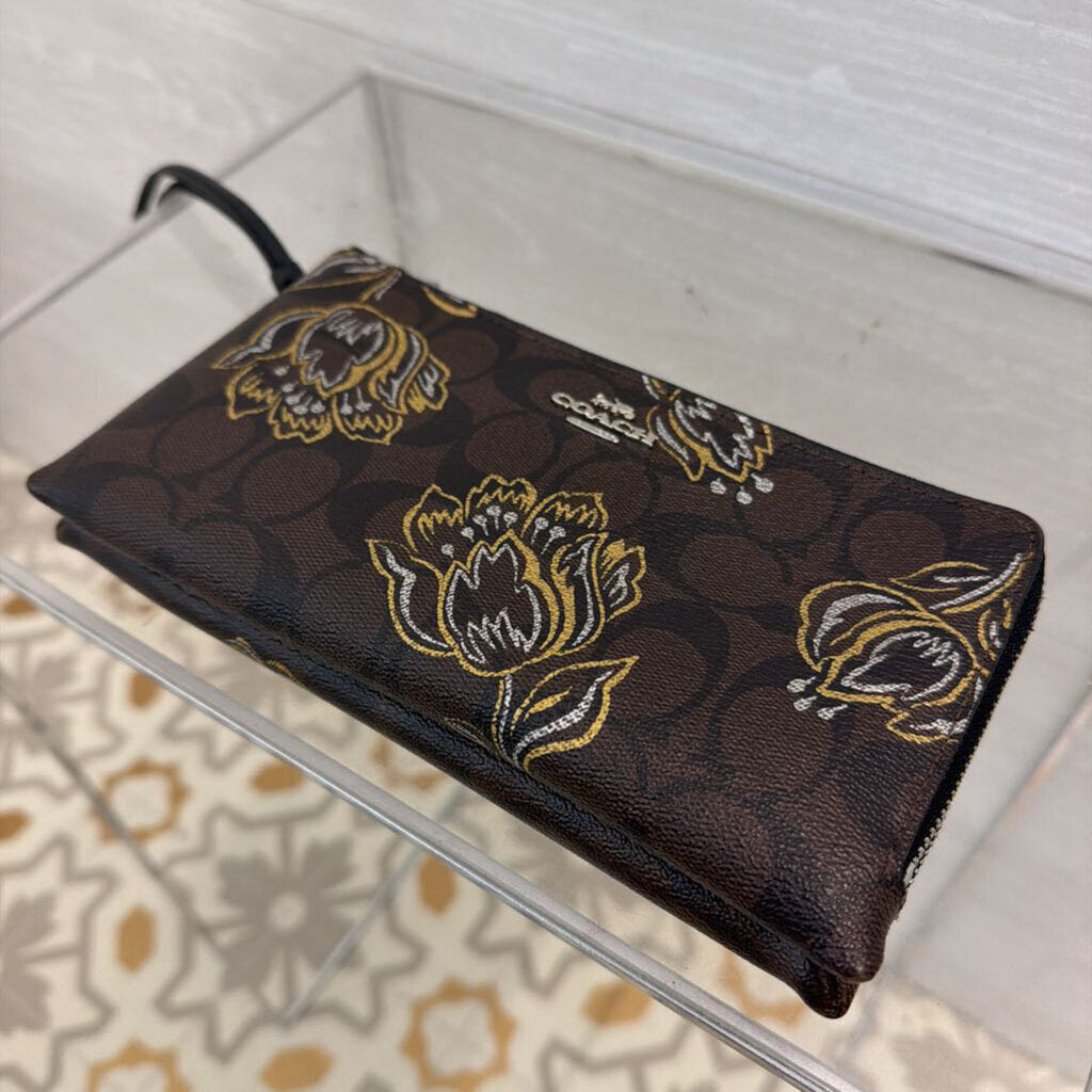 Coach Tulip Brown/Gold Print Corner Zip Wristlet