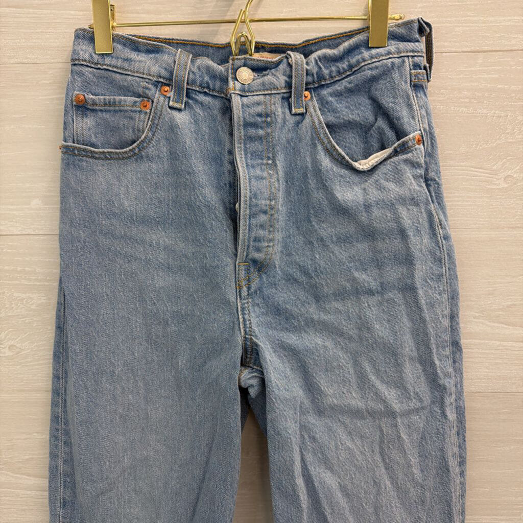 Levi Light Wash Ribcage Straight Jeans 28