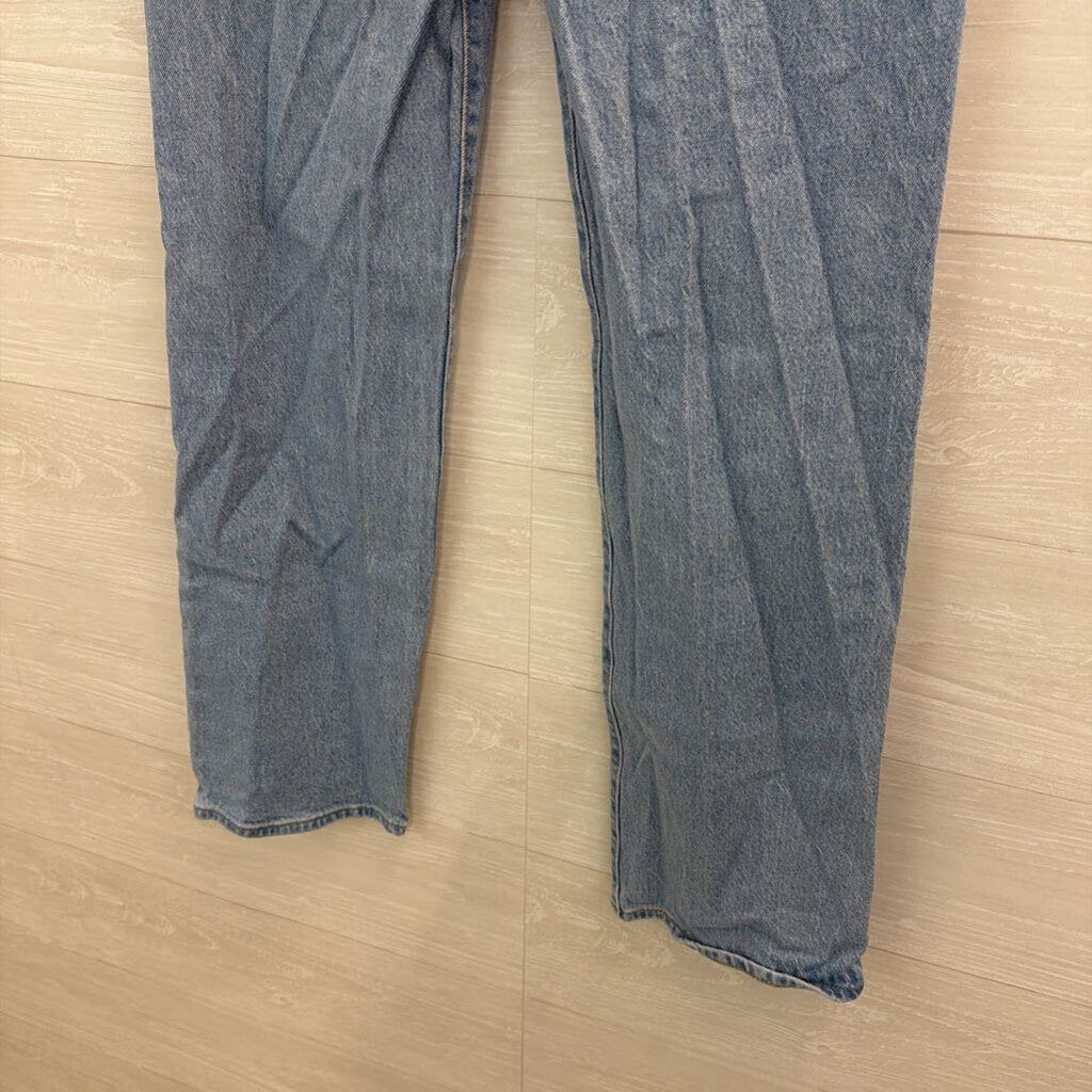 Levi Light Wash Ribcage Straight Jeans 28