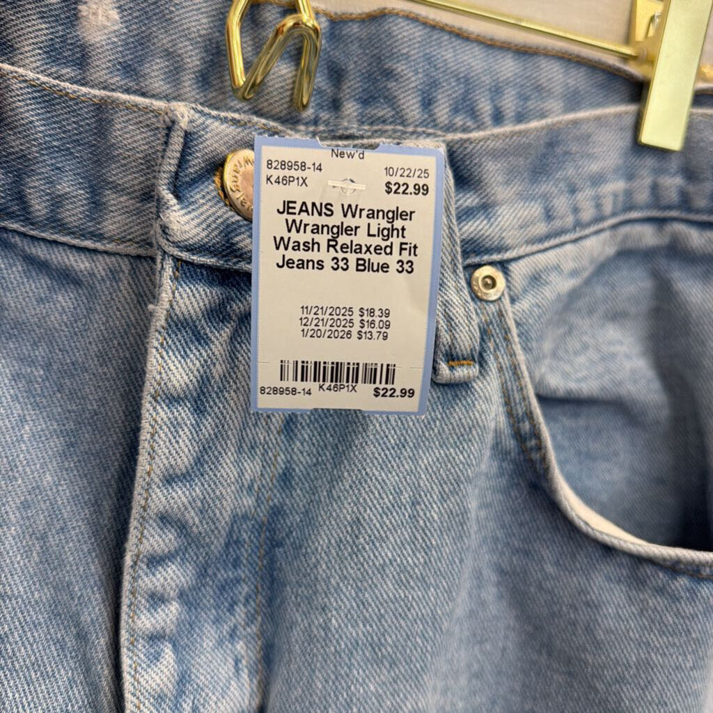 Wrangler Light Wash Relaxed Fit Jeans 33