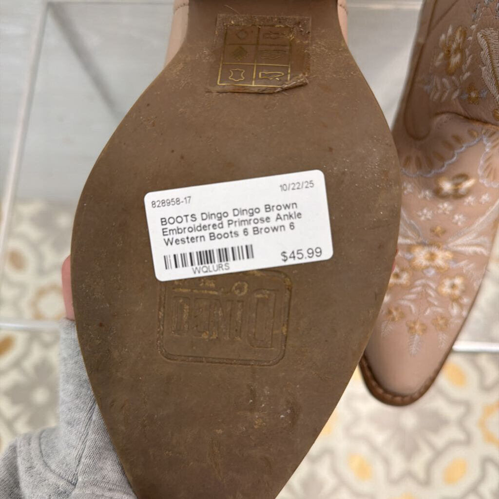 Dingo Brown Embroidered Primrose Ankle Western Boots 6