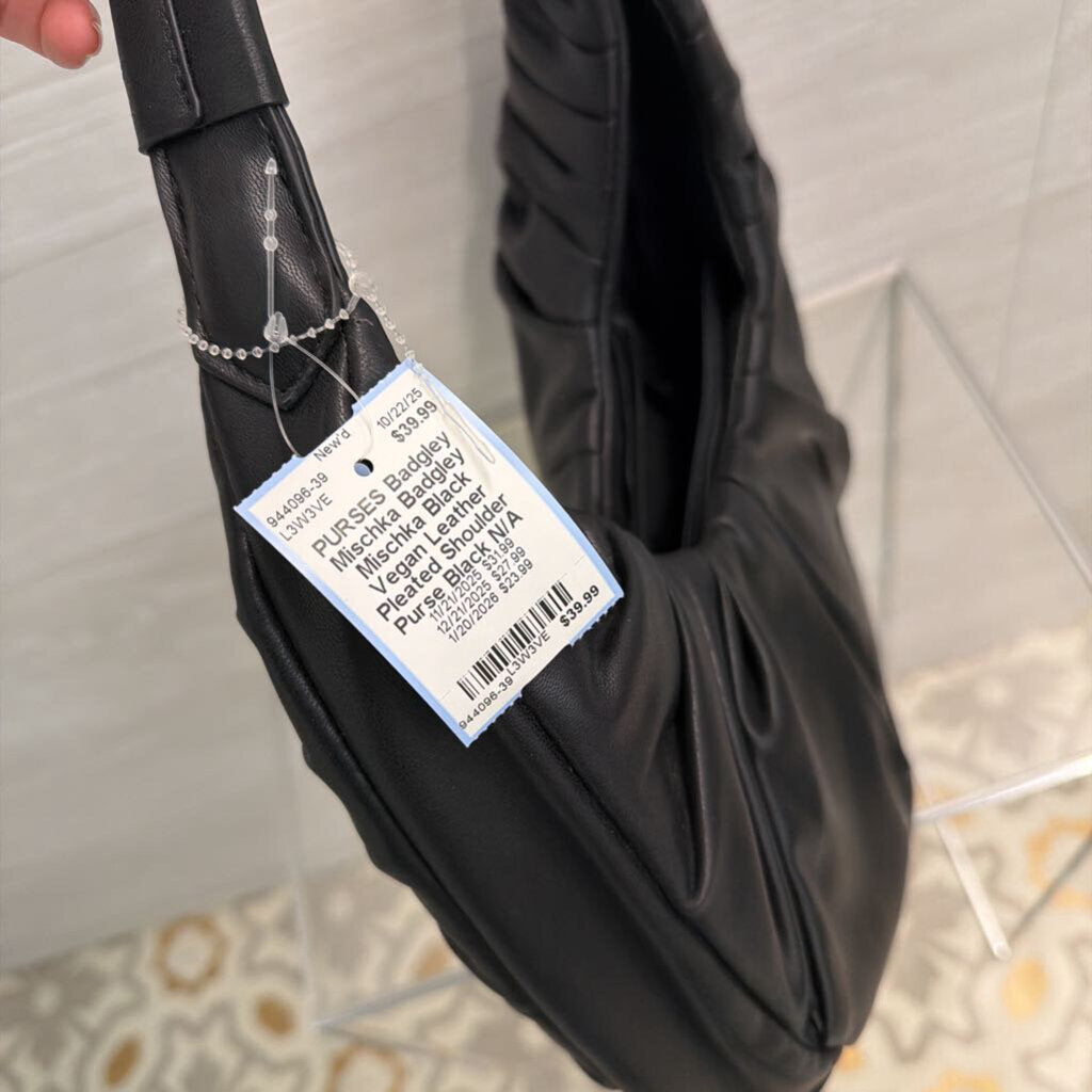 Badgley Mischka Black Vegan Leather Pleated Shoulder Purse
