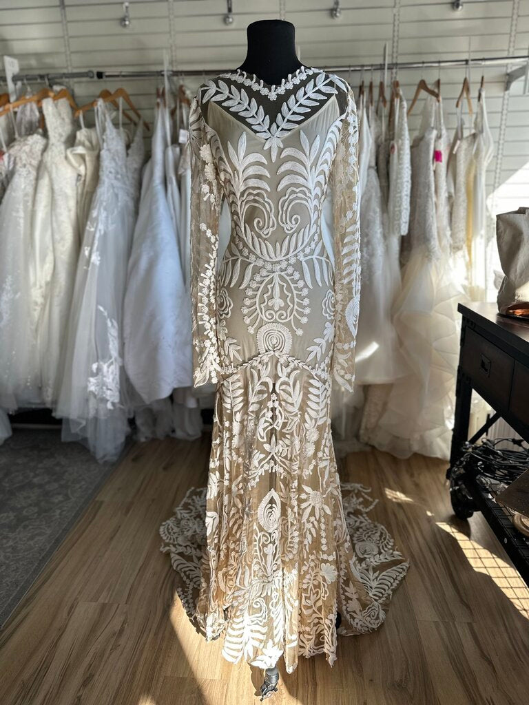 Rue de Seine Beige/ Ivory Avril Lace Long Sleeve Bridal Gown 14