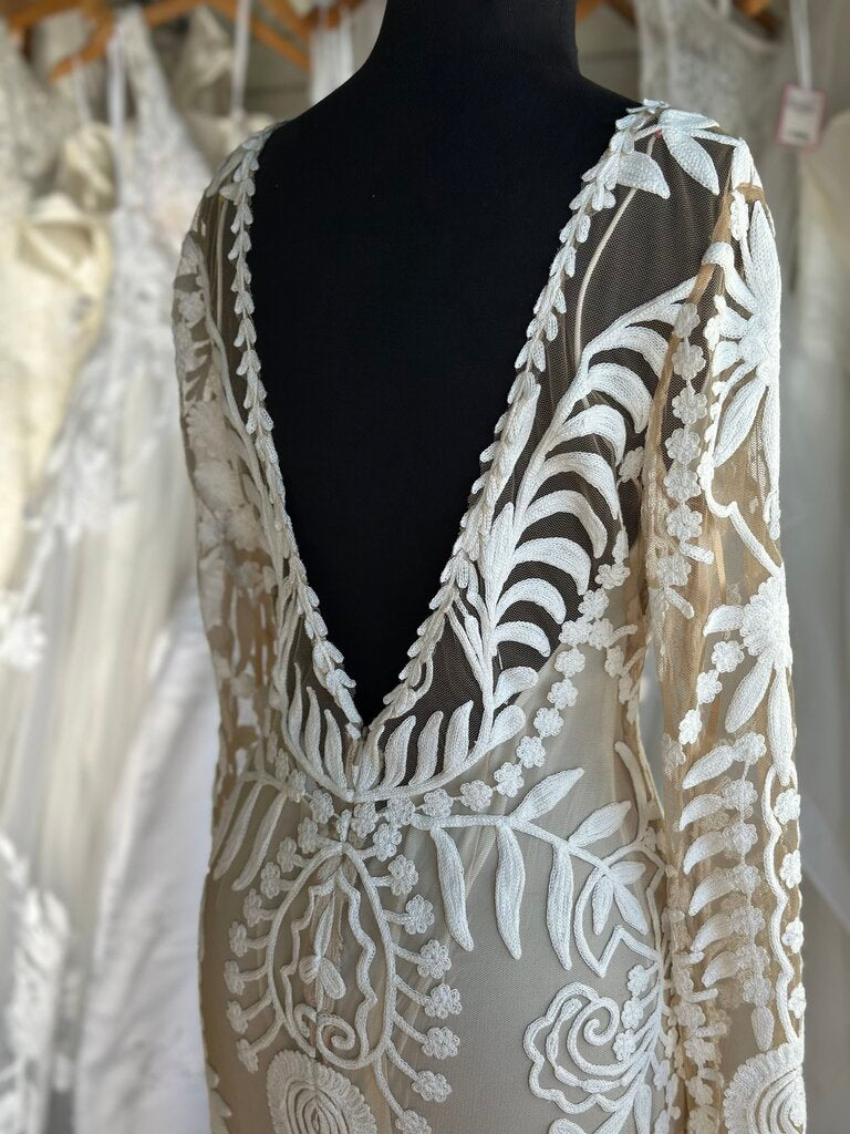 Rue de Seine Beige/ Ivory Avril Lace Long Sleeve Bridal Gown 14