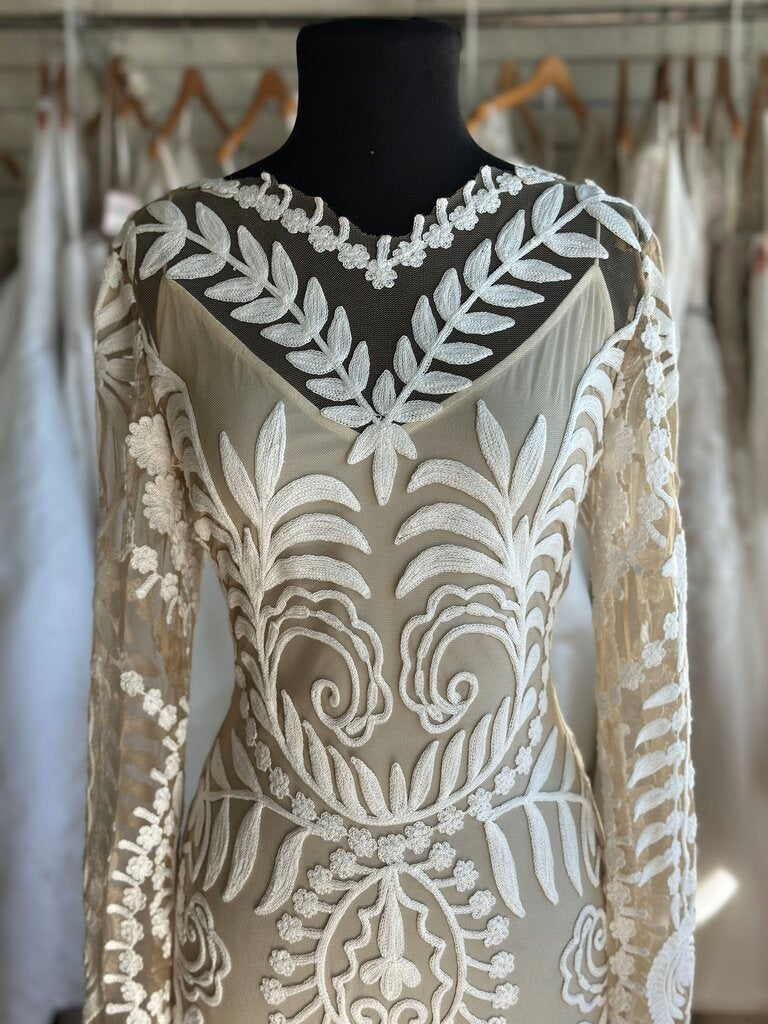 Rue de Seine Beige/ Ivory Avril Lace Long Sleeve Bridal Gown 14
