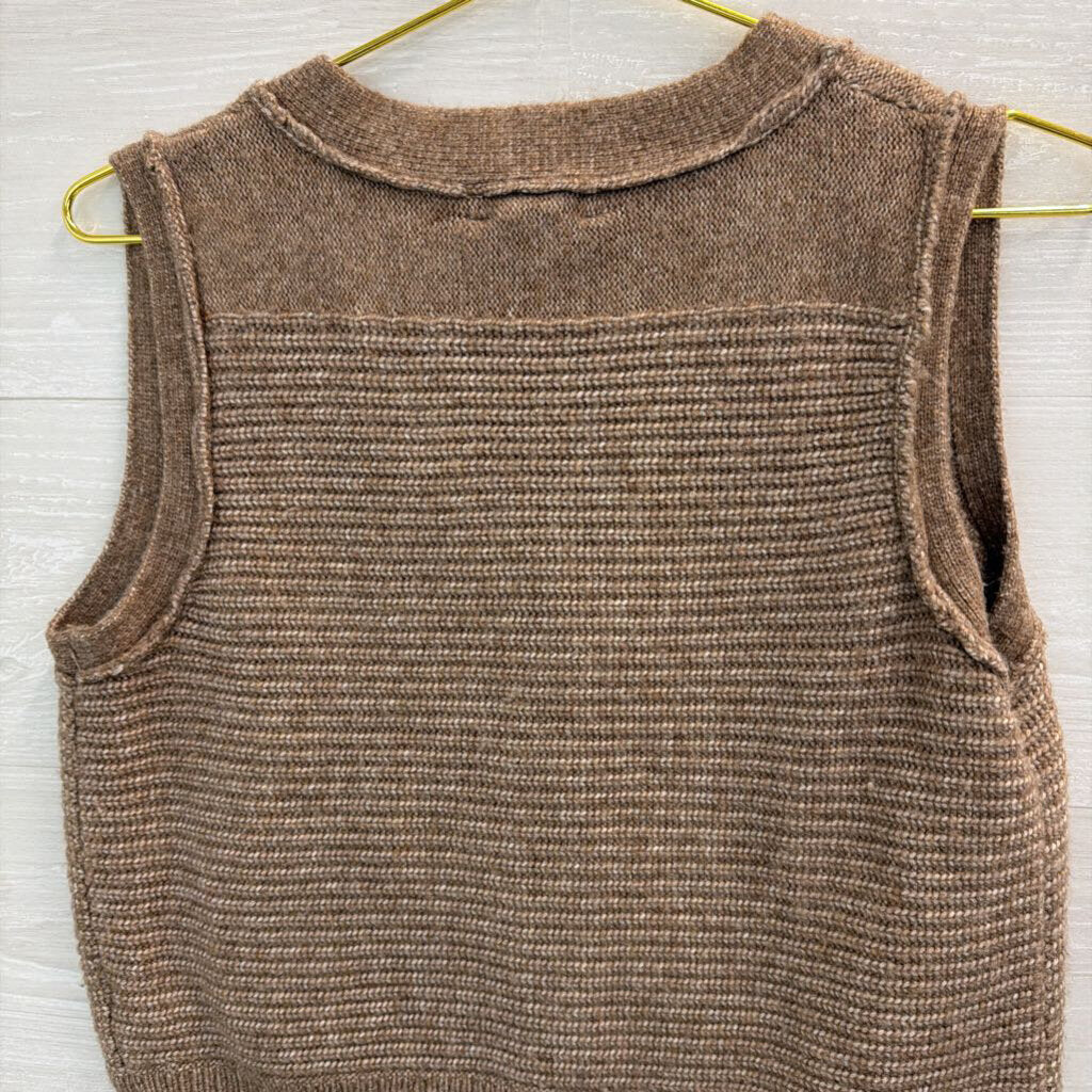 Sincerely Jules Brown Knit Button Front Sleeveless Sweater Top Large