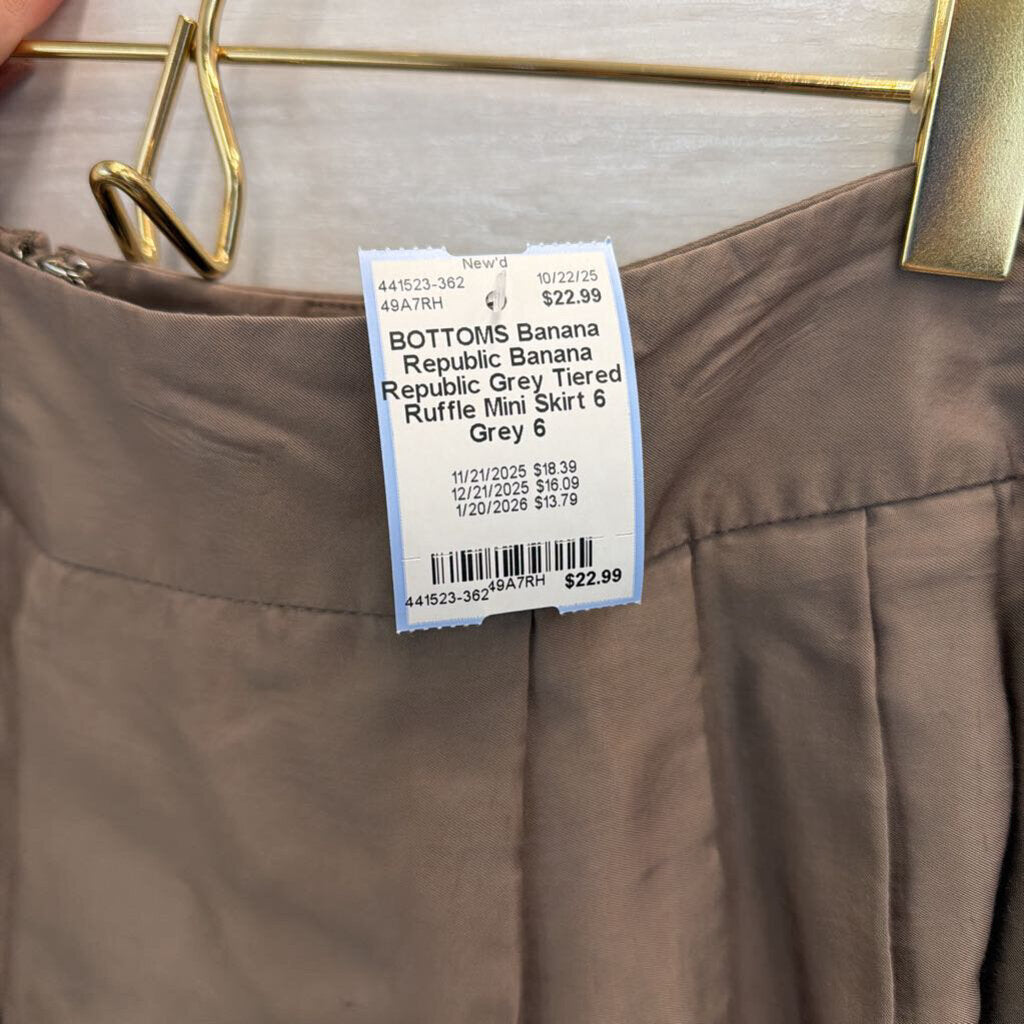 Banana Republic Grey Tiered Ruffle Mini Skirt 6