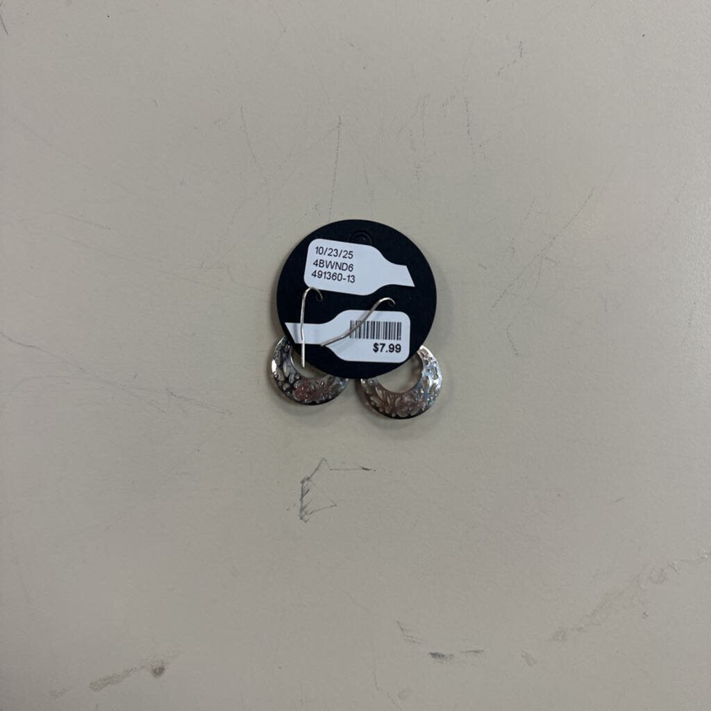 Circle Filigree Drop Earrings