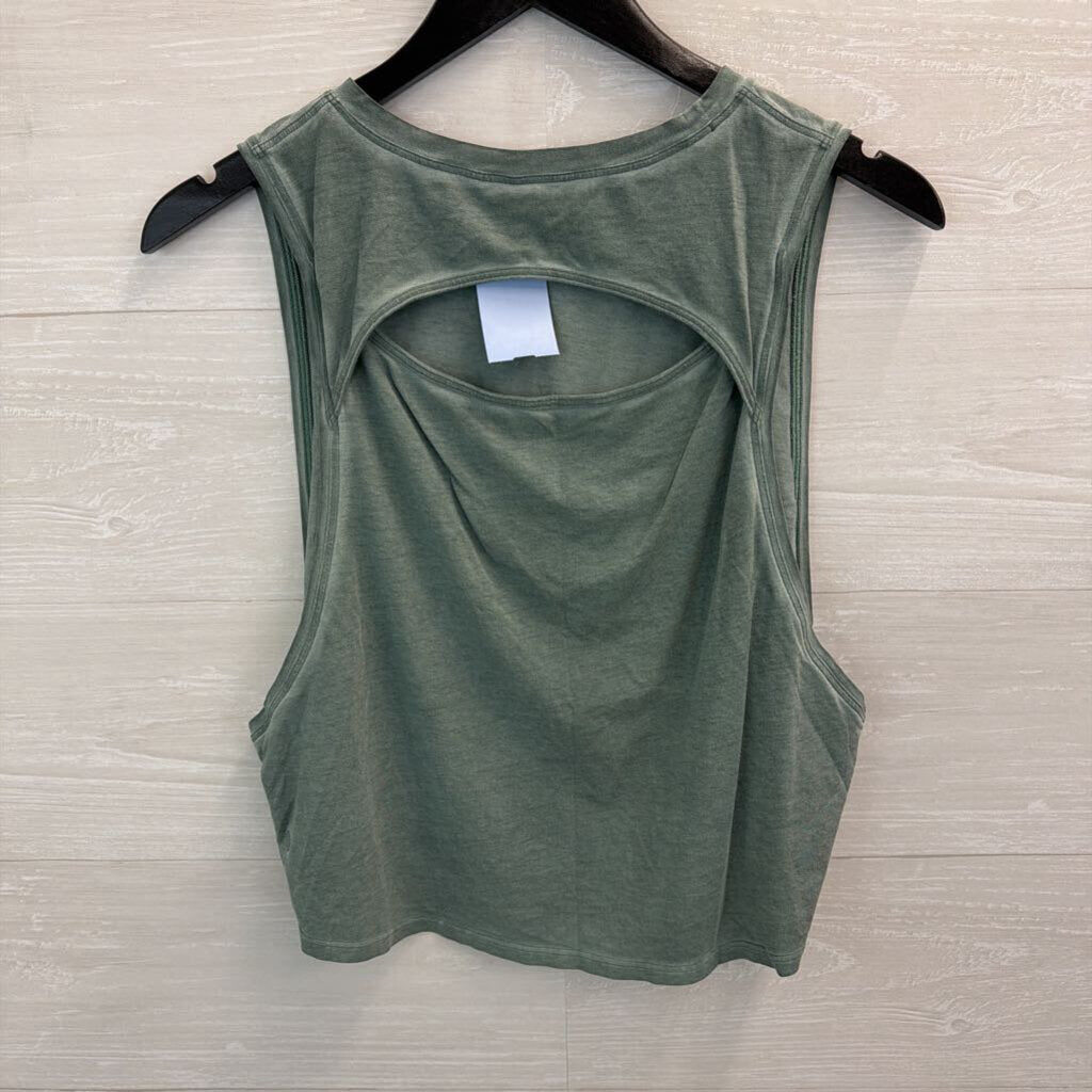 Lululemon Green Wide Arm Hole Cropped Tank Medium