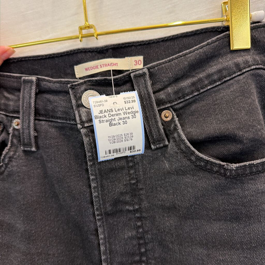 Levi Black Denim Wedgie Straight Jeans 30