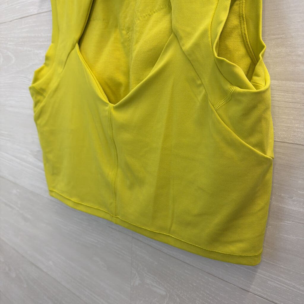 Lululemon Green Cropped Tank Top 12