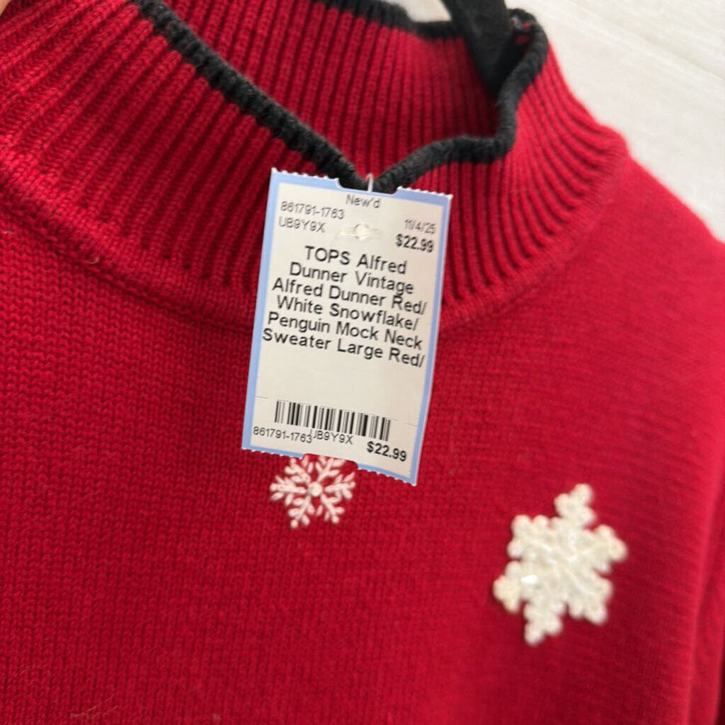 Vintage Alfred Dunner Red/ White Snowflake/ Penguin Mock Neck Sweater Large