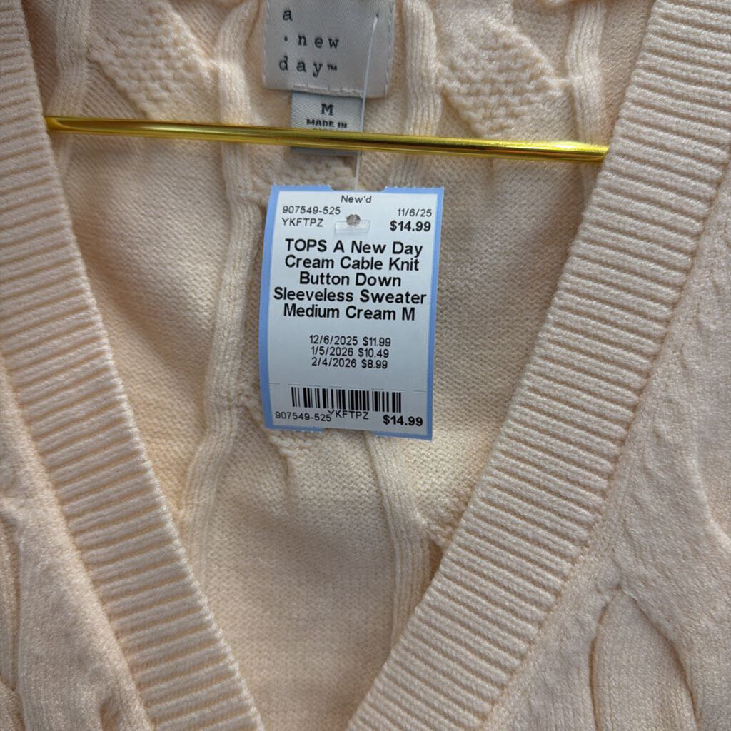 Cream Cable Knit Button Down Sleeveless Sweater Medium