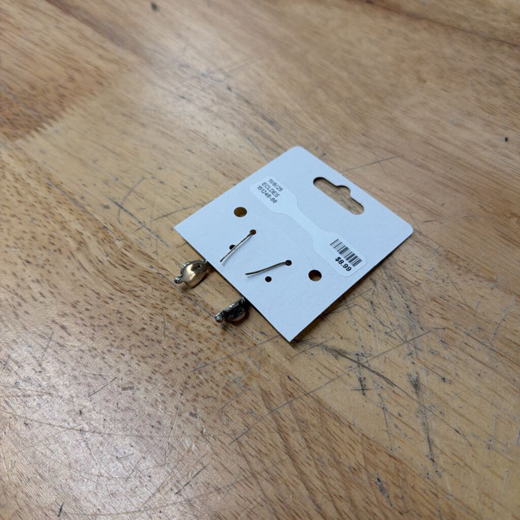 Silver/ Pearl Drop Earrings