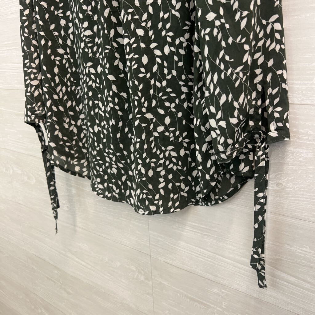 Monday Fun Green/ White Print Long Sleeve Top Medium