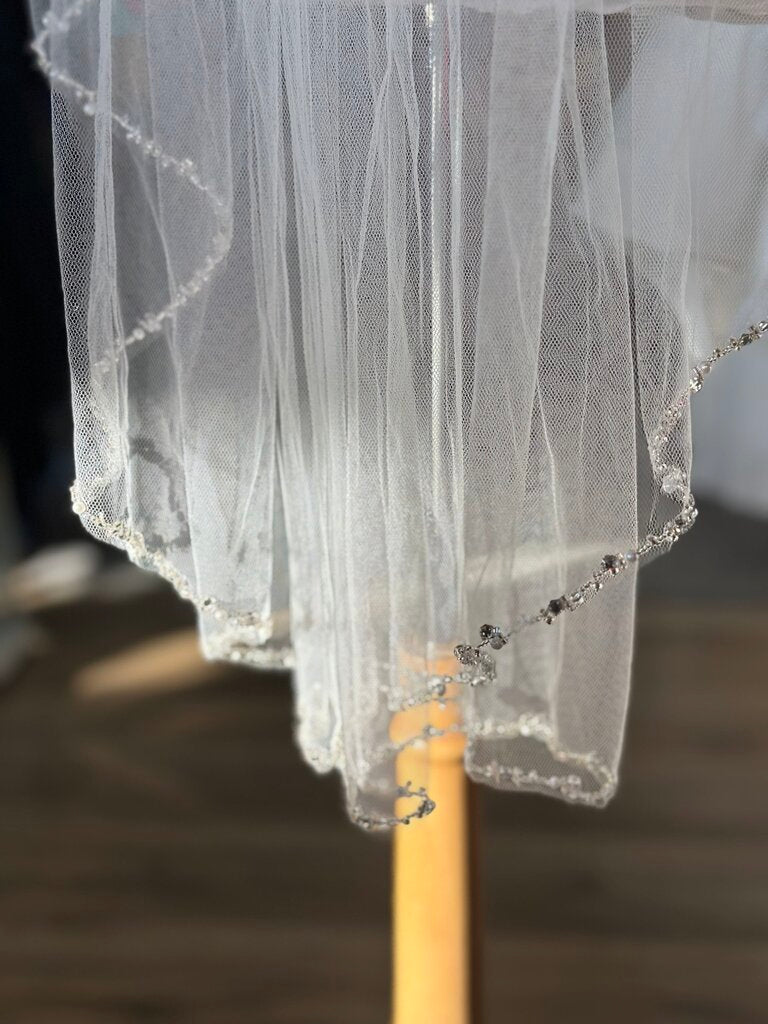 Ivory Beaded Edge Veil