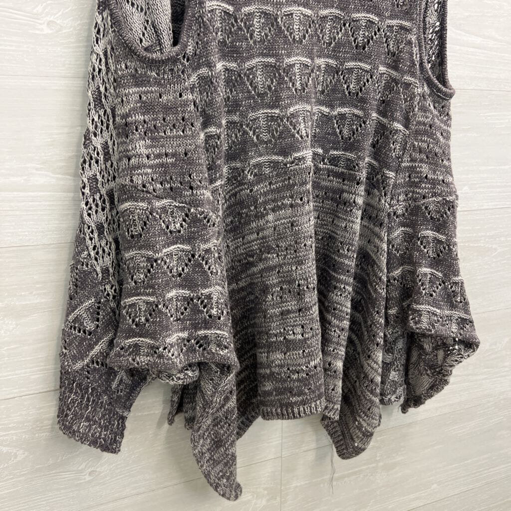 Moth Grey Knit Open Front Sleeveless Sweater Top Medium/ Large