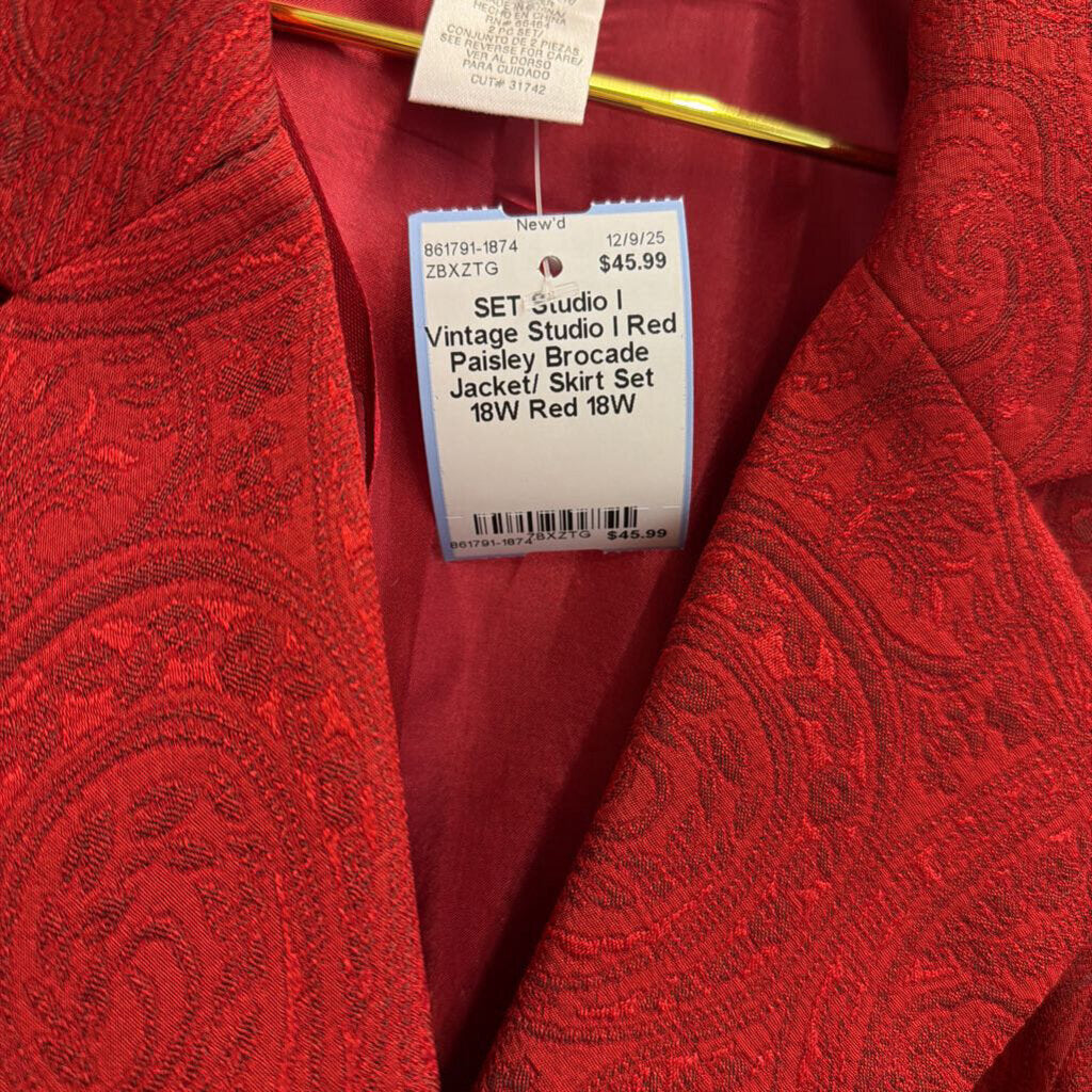 Vintage Studio I Red Paisley Brocade Jacket/ Skirt Set 18W