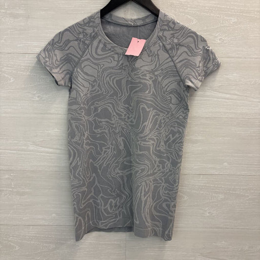 Lululemon Blue/ Grey Print Short Sleeve Athletic Top 4