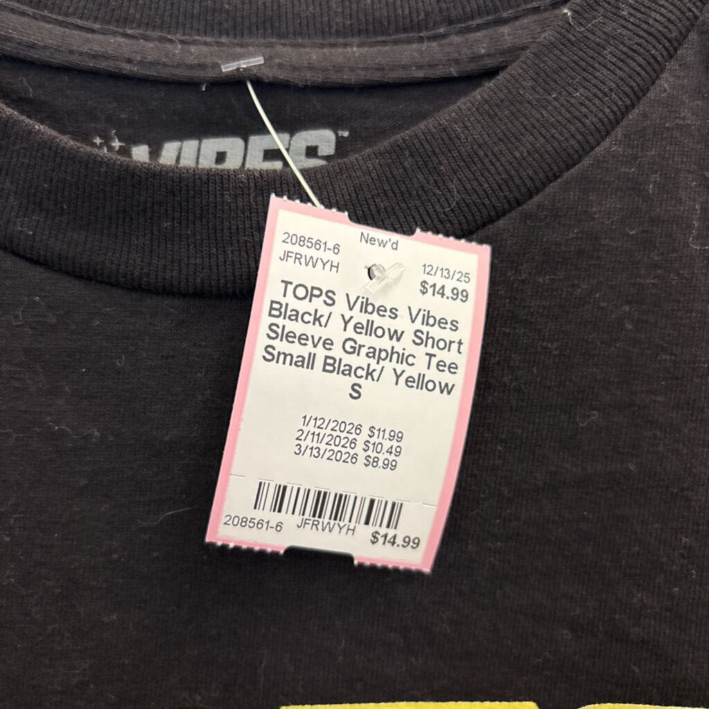 Vibes Black/ Yellow Short Sleeve Graphic Tee Small