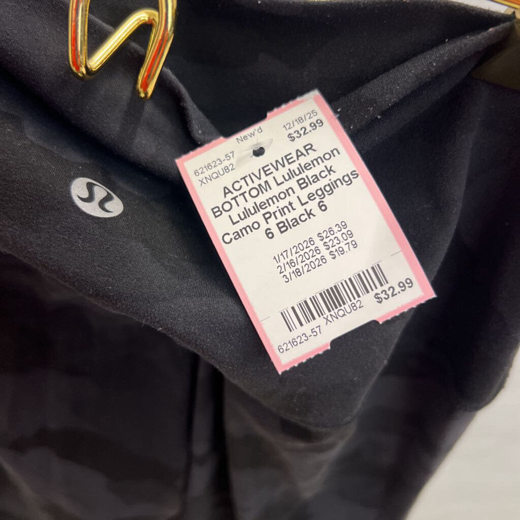 Lululemon Black Camo Print Leggings 6