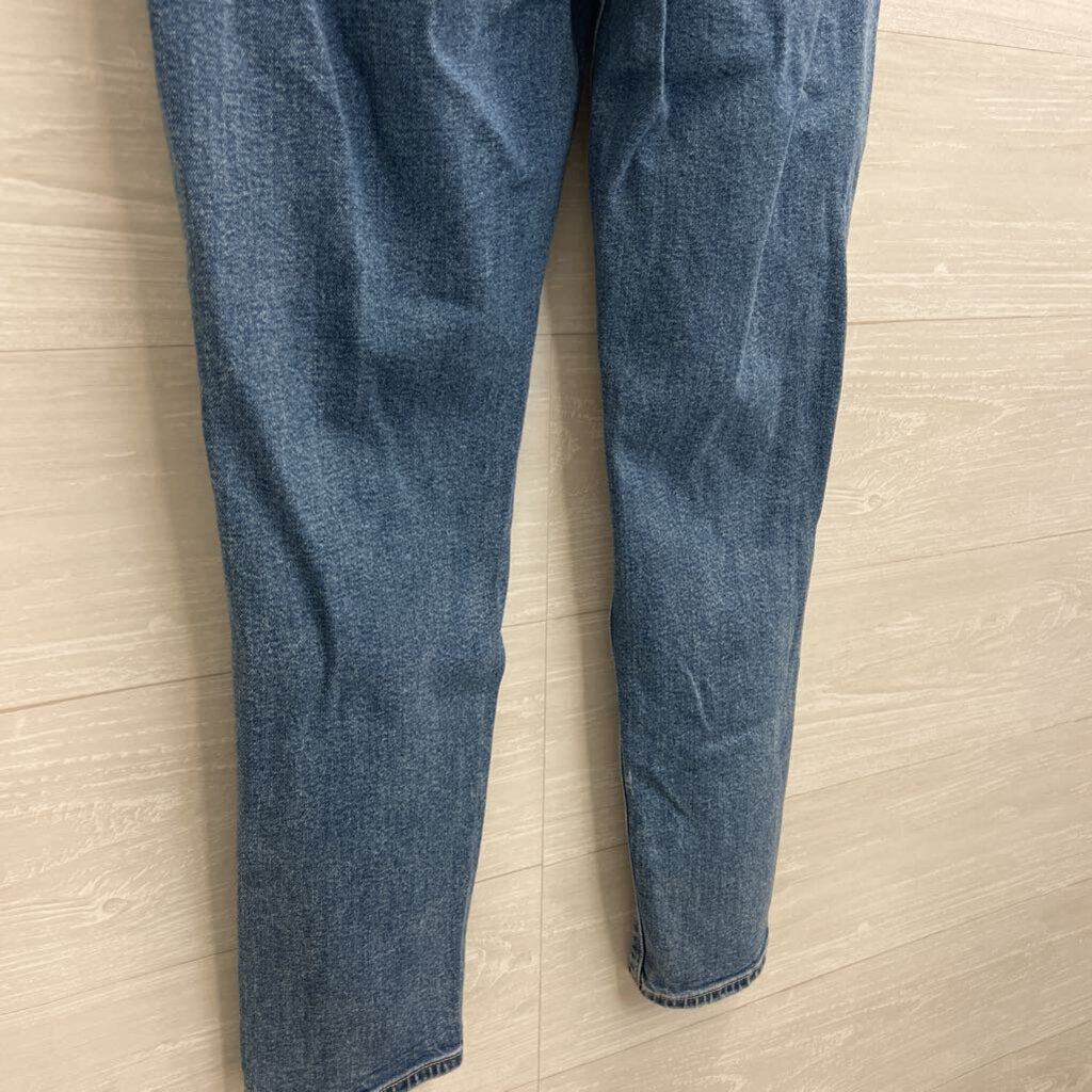 American Eagle Medium Wash Distressed Mom Jeans8