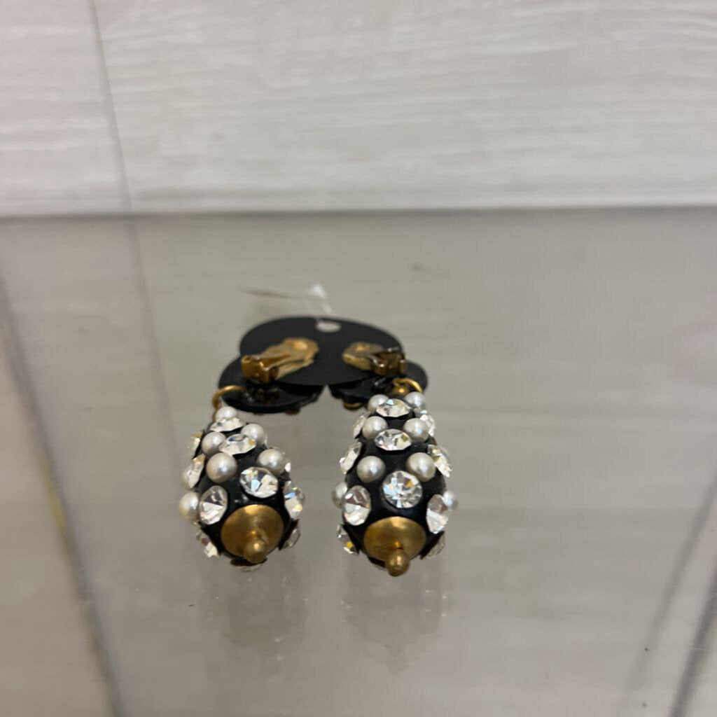 Vintage Black/ Gold/ Rhinestone/ Pearl Statement Drop Clip On Earrings