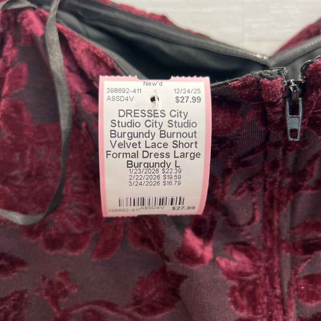 City Studio Burgundy Burnout Velvet Lace Short Formal Dress Large