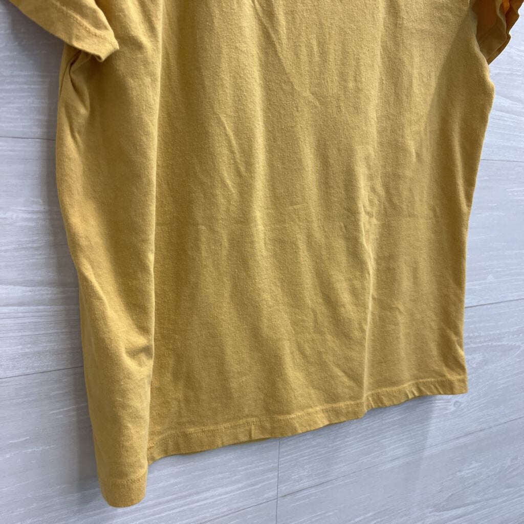 Mighty Fine Yellow The Sun Short Sleeve Graphic Tee Large