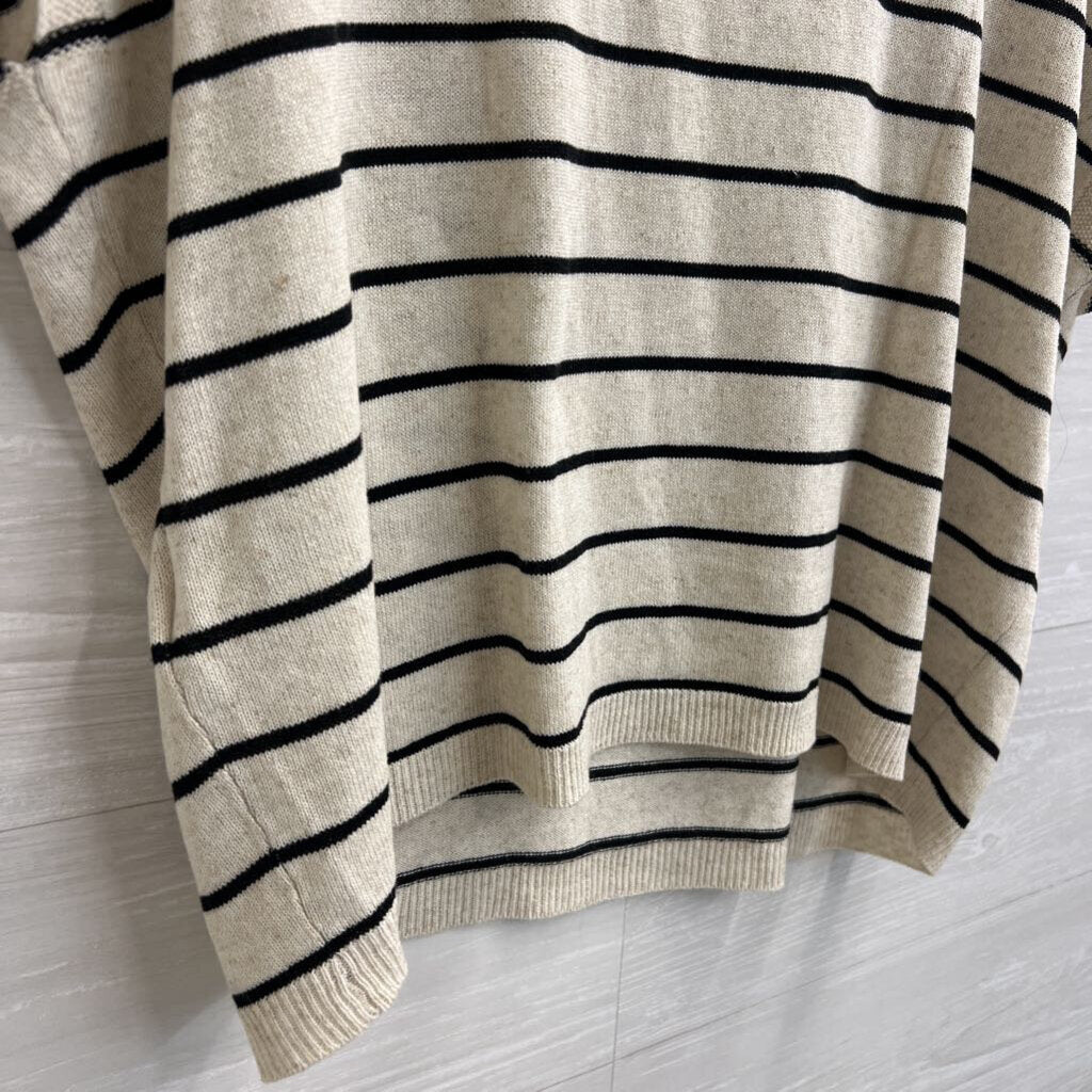 Max Studio Beige/ Black Striped Short Sleeve Top Small
