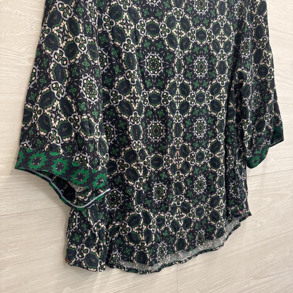 Xirena Navy/ Green Print Long Sleeve Top Large