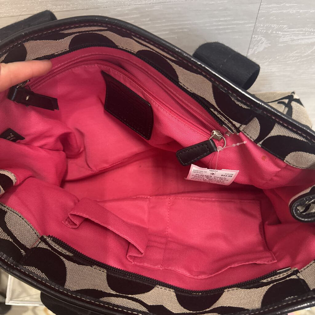 Coach Black/ Grey Daisy Signature Canvas Shoulder Purse