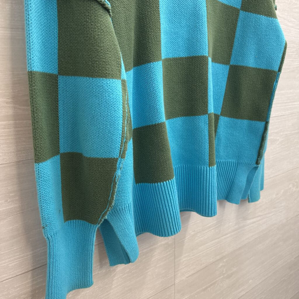Blue/ Green Knit Checkered Print Sweater Top Medium