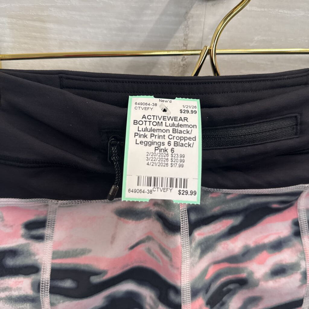 Lululemon Black/ Pink Print Cropped Leggings 6